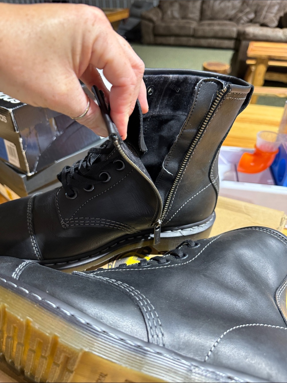 Dr. Martens Men’s Black Leather Lace-Up Combat Boots - Picture 3 of 3